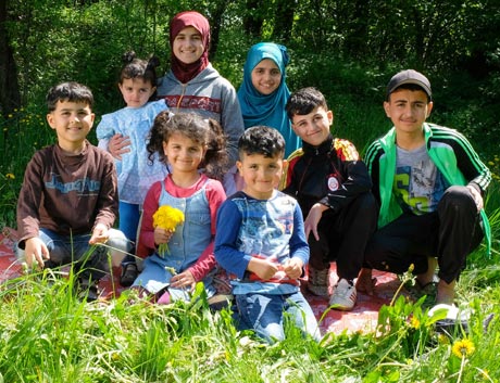 Syrische Kinder, die von der Kolibri Stiftung und dem Förderverein unterstützt werden